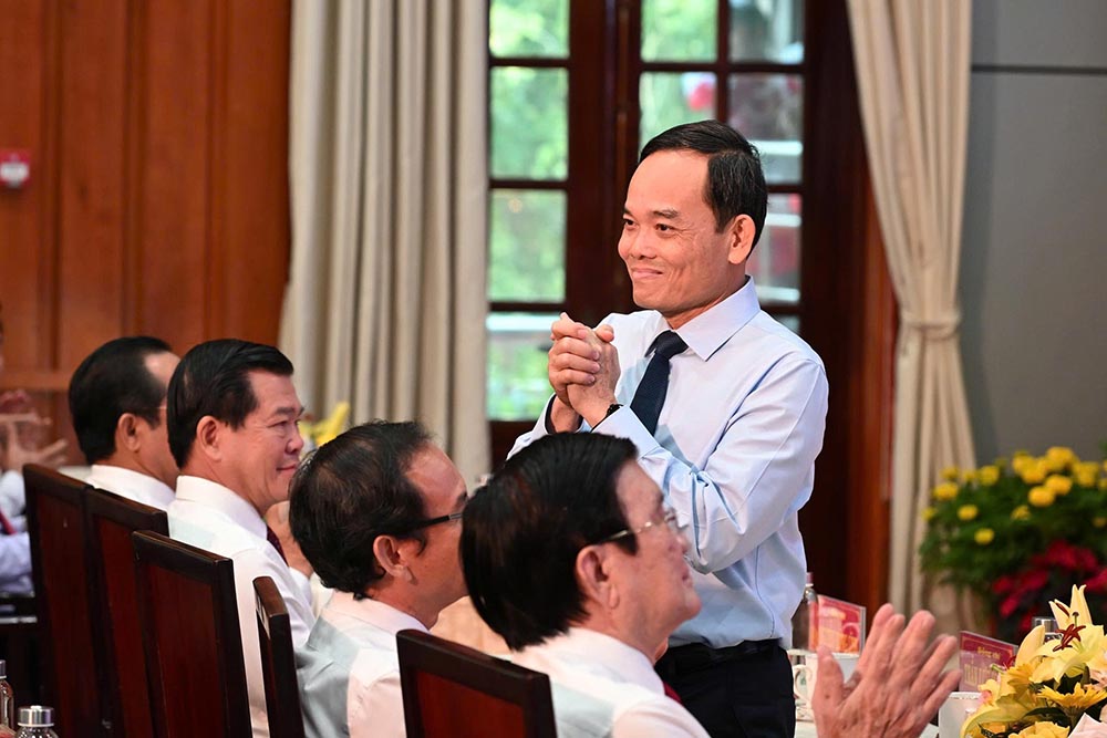 Ông Trần Lưu Quang - Ủy 