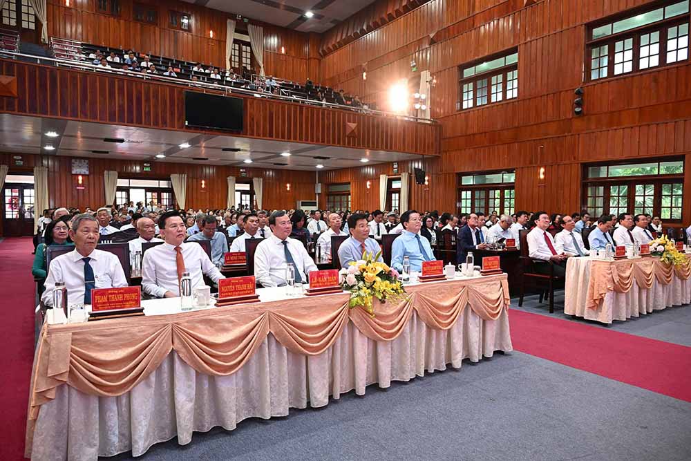 Lãnh đạo tỉnh Tây Ninh tại buổi gặp mặt. Ảnh: Huỳnh Du