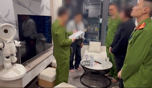 Khởi tố thêm 4 đối tượng trục lợi chính sách NOXH sau phản ánh của Lao Động