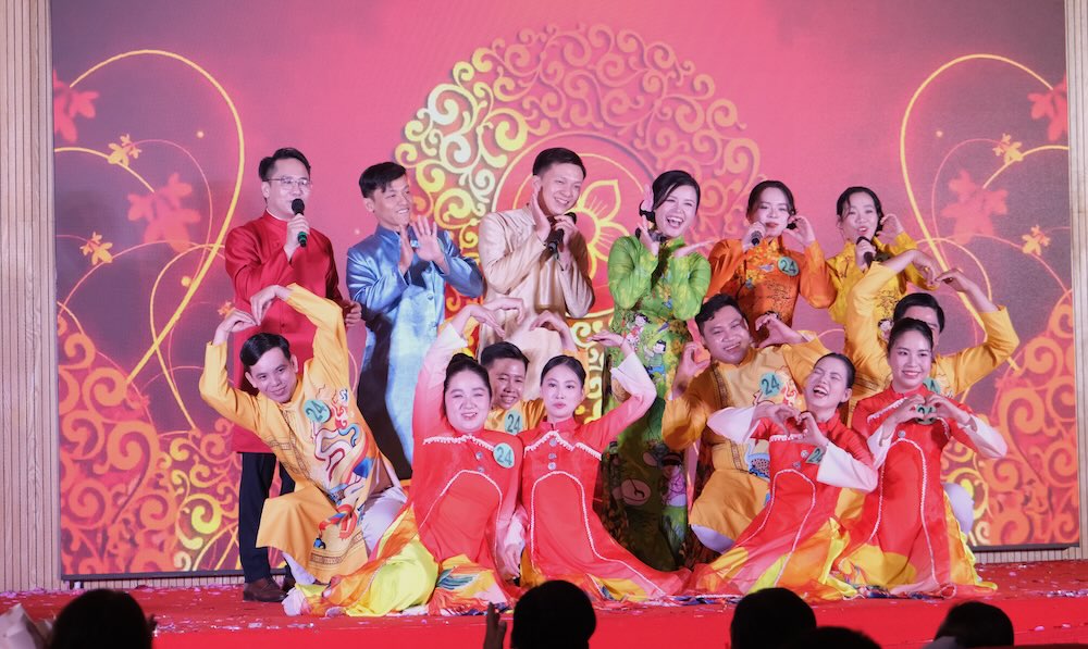 Can Tho medical staff shine on the spring celebration art stage