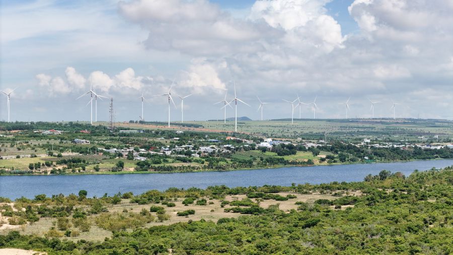 Renewable energy plays a key role in Vietnam's growth goals: To become a developed, high-income country by 2045 and reach Net Zero by 2050. Photo: Hai Nguyen