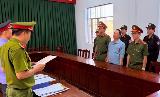 Làm giả giấy tờ đất ở Phú Quốc bán cho người khác, nhóm đối tượng bị bắt giữ