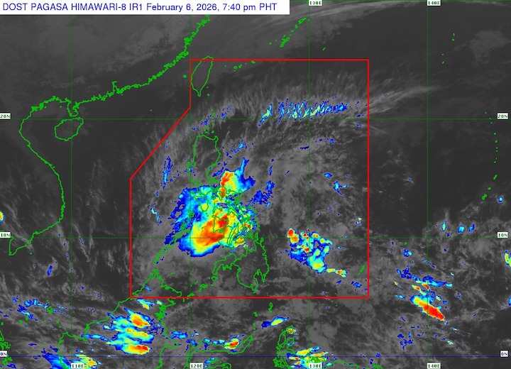 La depresión tropical cerca del Mar de China Meridional provoca tormentas eléctricas generalizadas al verse afectada por el aire frío intensificado. Foto: PAGASA