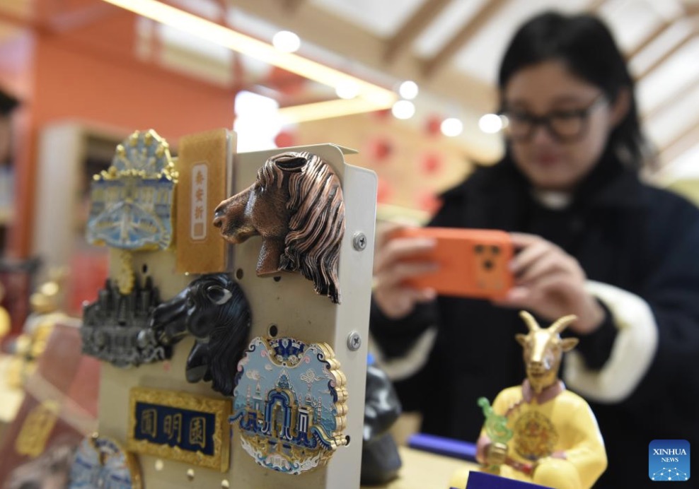 In this year's Tet shopping season, there are many cultural and creative products inspired by horses to celebrate the Year of the Horse. Photo: Xinhua