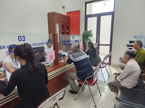 Phường Tây Tựu xử lý vướng mắc giấy khai sinh sau phản ánh Báo Lao Động. Ảnh: Minh Hạnh 