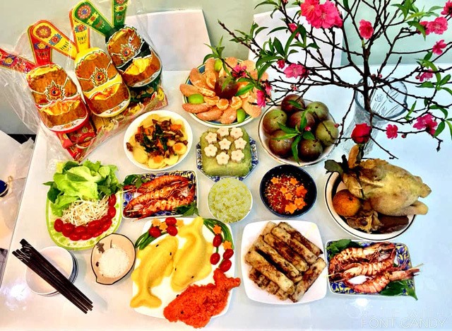 Suggested offering trays for worshiping Ong Cong and Ong Tao. Photo: Linh Chi