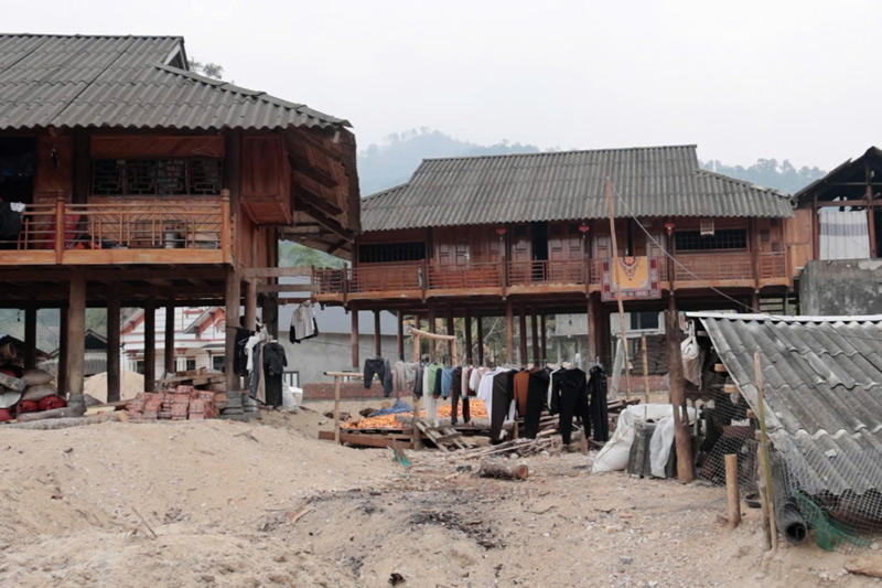 Chính quyền địa phương có nhiều chính sách hỗ trợ người dân ổn định cuộc sống. Ảnh: Mạnh Dũng 