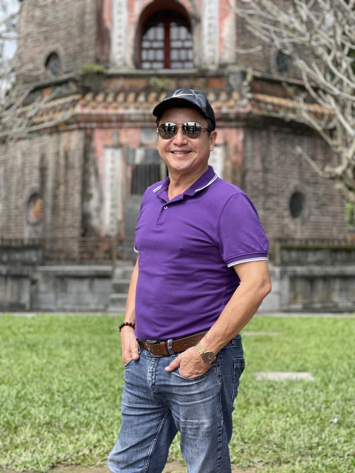 NSƯT Chí Trung nói, anh đã đi qua chặng đường đủ dài để đón Tết bình thản, chỉ mong sức khỏe ổn định để được đi nhiều nơi, ngắm nhìn đất nước tươi đẹp. Ảnh: Nhân vật cung cấp