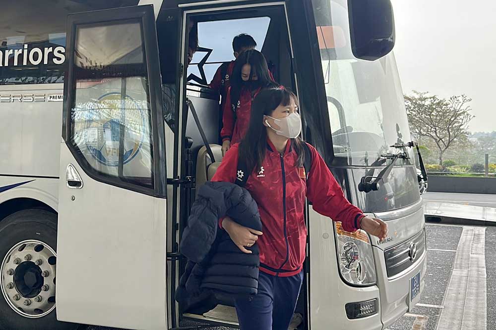 The Vietnamese women's team has arrived in China. Photo: VFF