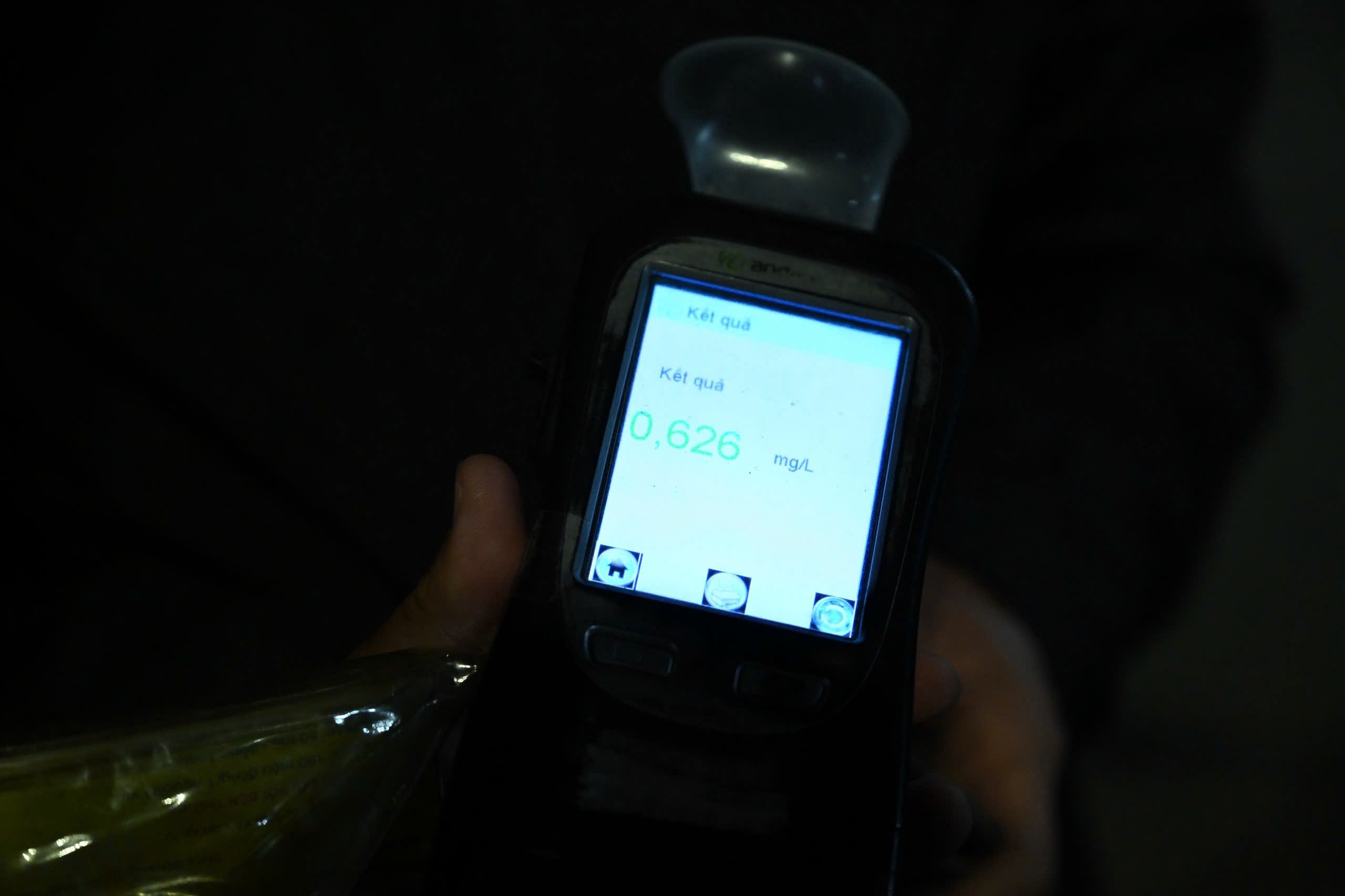 Nhiều người vi phạm nồng độ cồn ở mức cao. Ảnh: Tiến Ngô