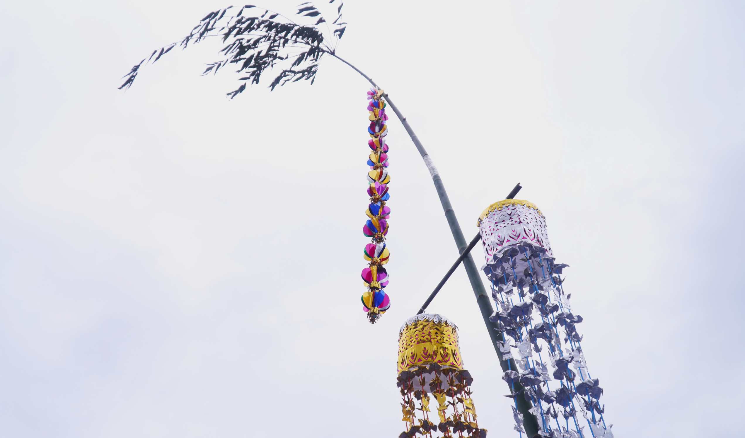 Hình ảnh cây nêu tượng trưng cho sự cầu mong may mắn đầu năm mới. Ảnh: Minh Vũ 