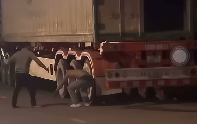 Công an vào cuộc vụ hành hung bằng hung khí ở Cửa khẩu Cha Lo