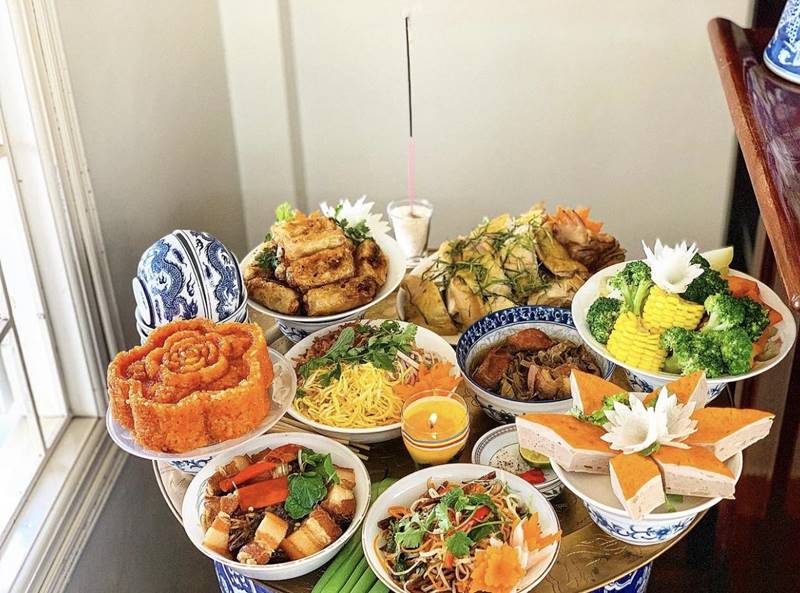 Traditional savory Tet feast. Photo: Tung Do