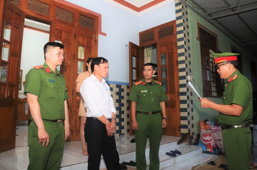 Nguyễn Văn Khánh bị Công an huyện Bảo Lâm (cũ) khởi tố, bắt tạm giam để điều tra về hành vi lừa đảo, chiếm đoạt tài sản. Ảnh: Hải Đường 