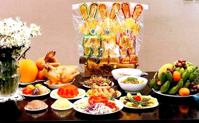 Mâm lễ cúng ông Công ông Táo lên chầu trời. Ảnh: Bích Hà