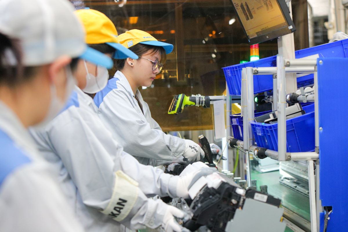 Workers working at a Japanese FDI enterprise in Vietnam. Photo: Hai Nguyen