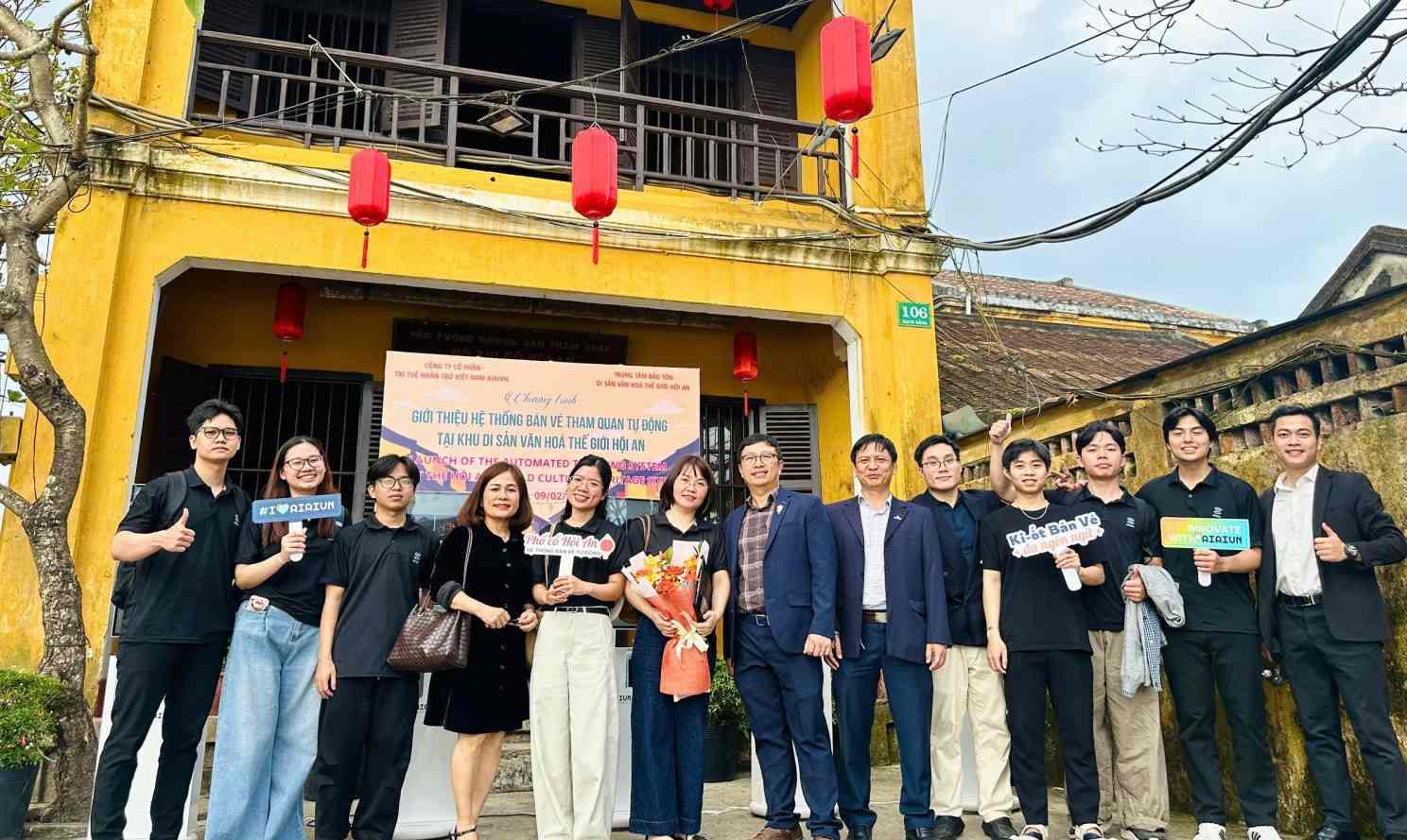 Chiều 9.2, tại Hội An đã tổ chức giới thiệu hệ thống bán vé tham quan tự động tại Khu Di sản văn hóa thế giới. Ảnh Sơn Ka