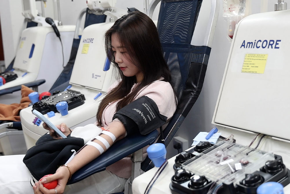 시민들은 헌혈, 혈소판 기증에 참여하여 설날 기간 동안 부족분을 줄이는 데 기여합니다