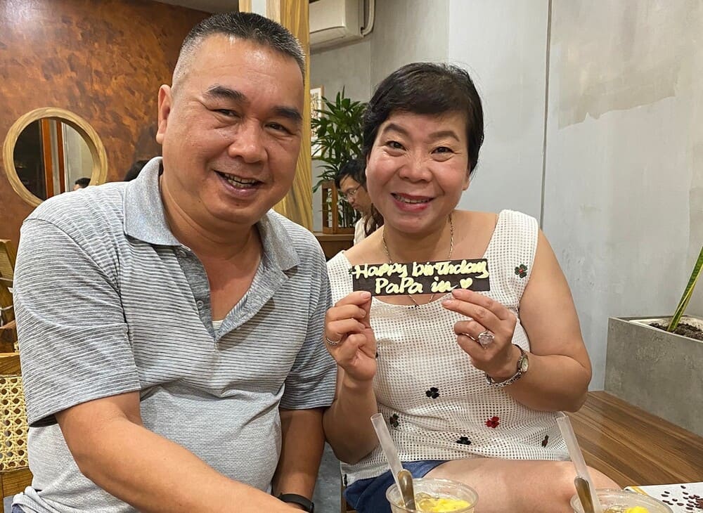 Spend time together to celebrate March 8th is a simple way to strengthen marital love. Photo: Tuan Dat