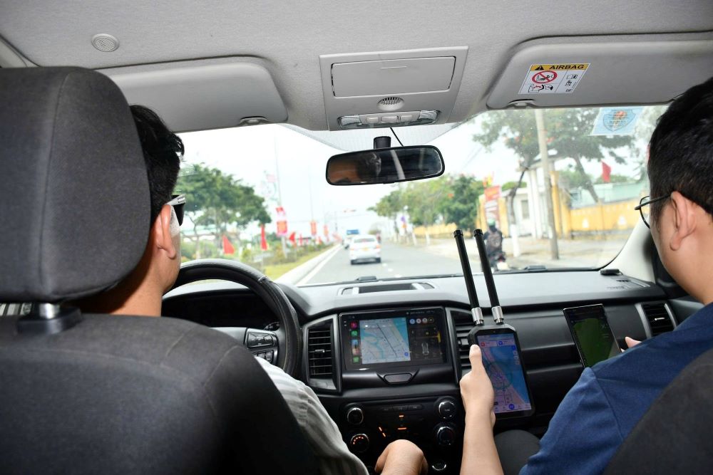 Timely handling of many cases of UAVs illegally entering the Da Nang airport area. Photo: CATP