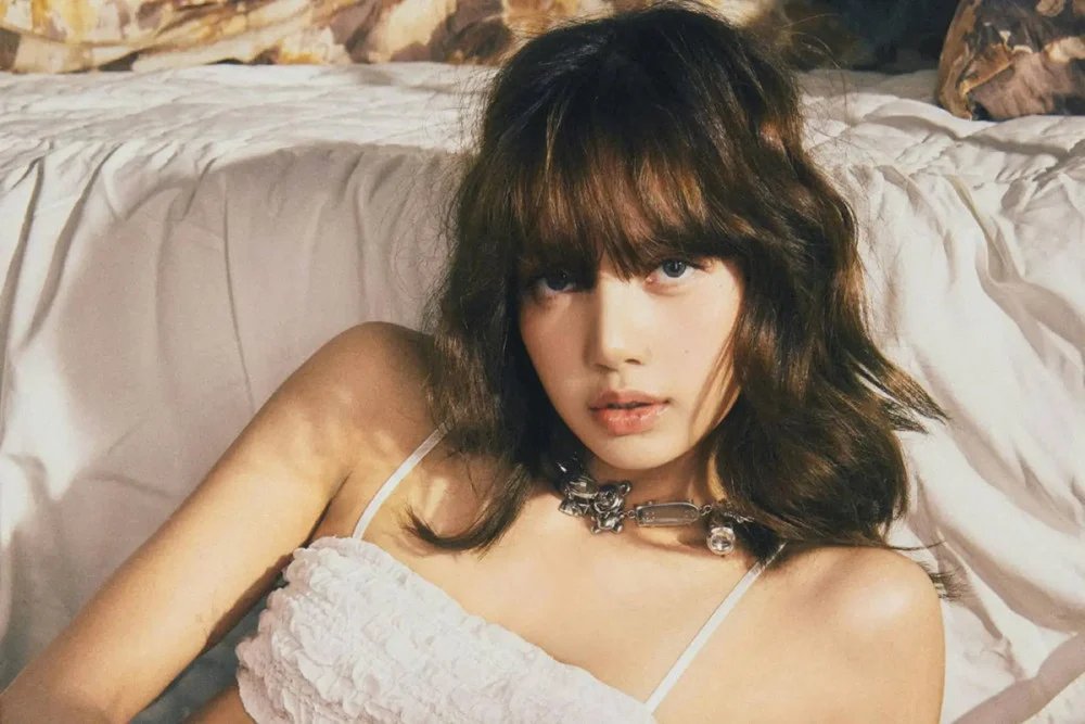 Lisa Blackpink. Photo: Lotte.