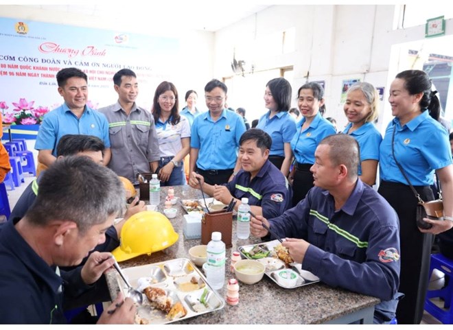 Trade union levels in Dak Lak province always pay attention to the spiritual life of workers in industrial parks in the area. Photo: Long Du