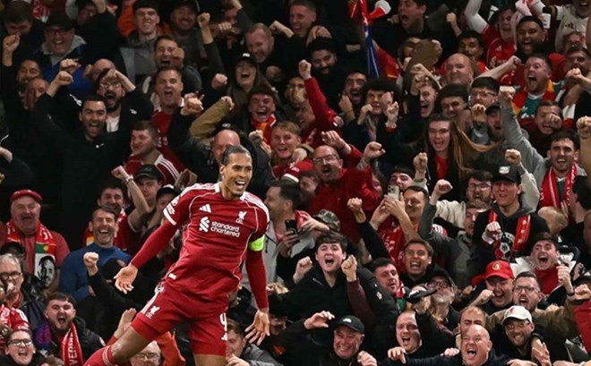 Virgil van Dijk is still an important leader of Liverpool. Photo: AFP