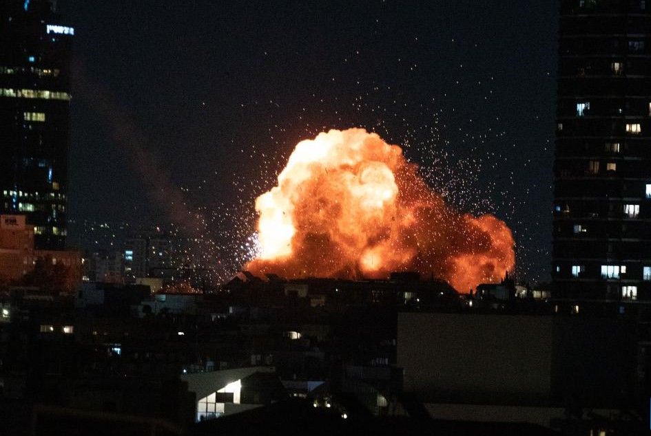 The explosion occurred during an Iranian missile attack on the city center of Tel Aviv, Israel, on February 28, 2026. Photo: Xinhua