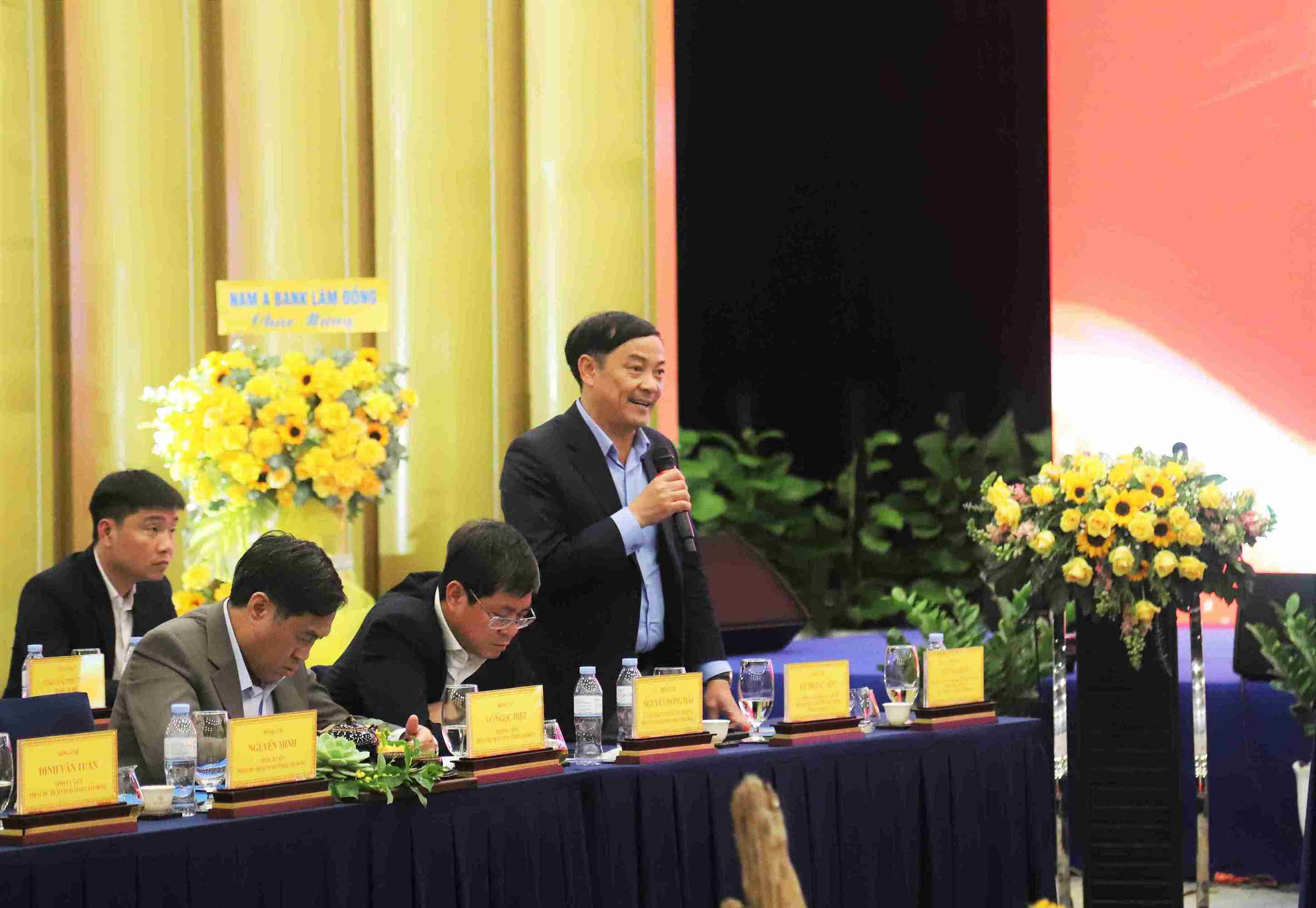 Ông Lê Trọng Yên - Phó Chủ tịch Thường trực UBND tỉnh Lâm Đồng trao đổi tại buổi làm việc. Ảnh: Phúc Khánh 