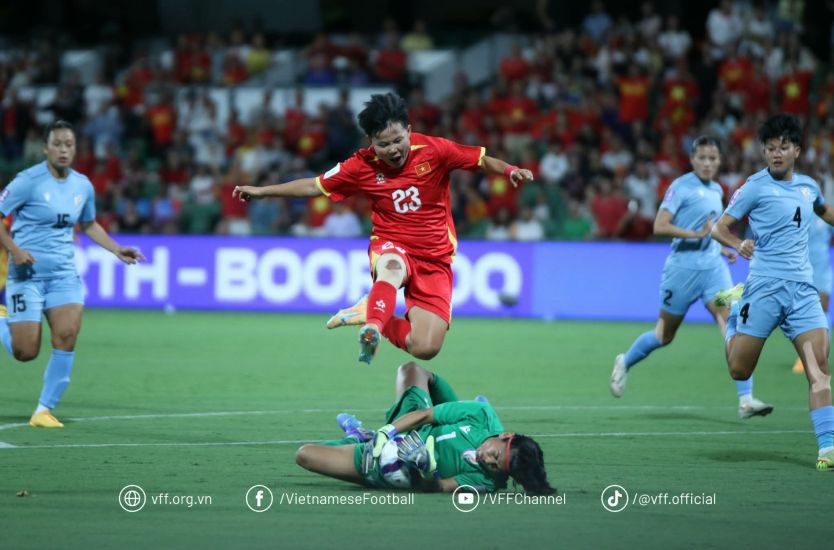Vietnam women's team needs to overcome a big challenge. Photo: VFF