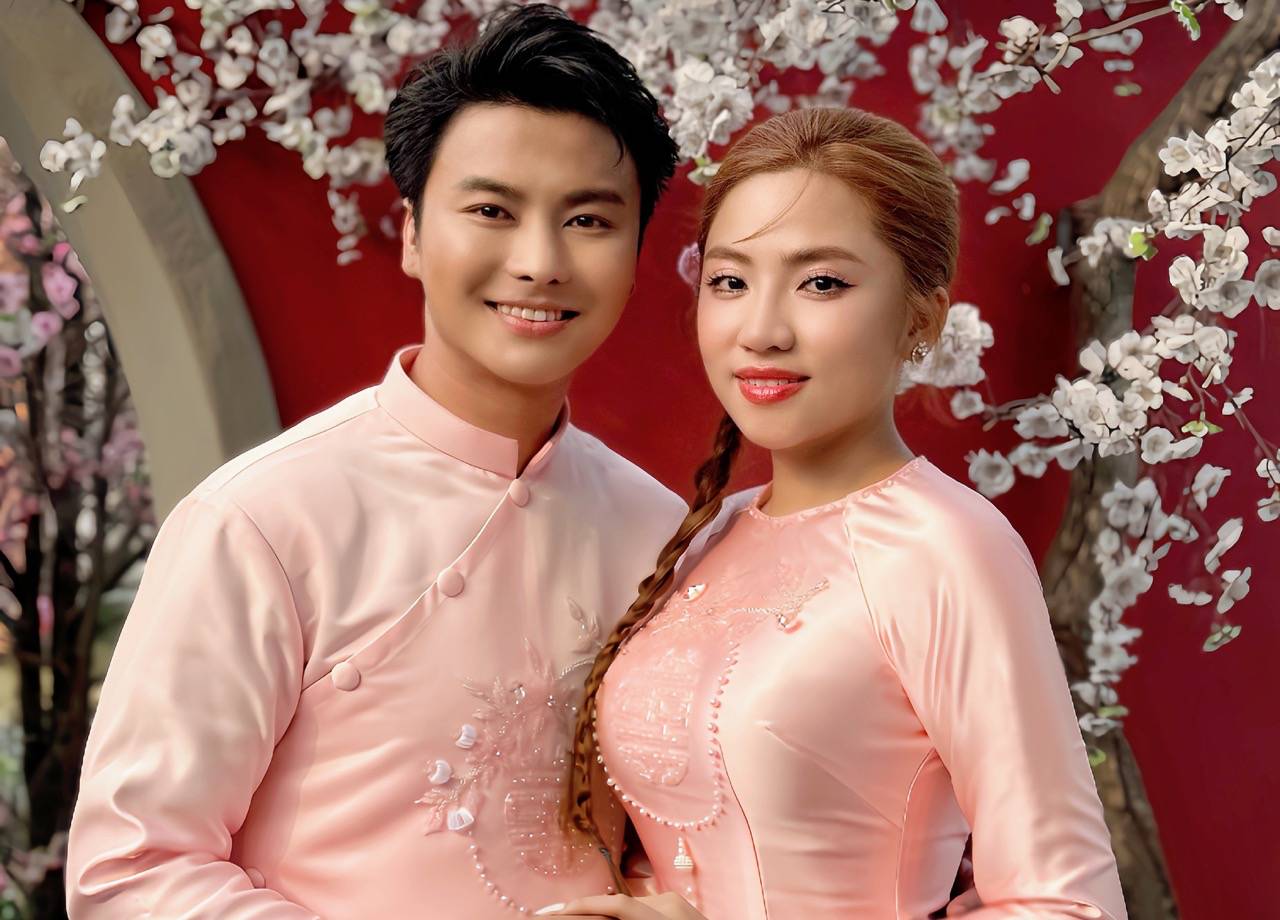 Meritorious Artist Vo Minh Lam and Chau Ngoc Tien. Photo: Artist provided.