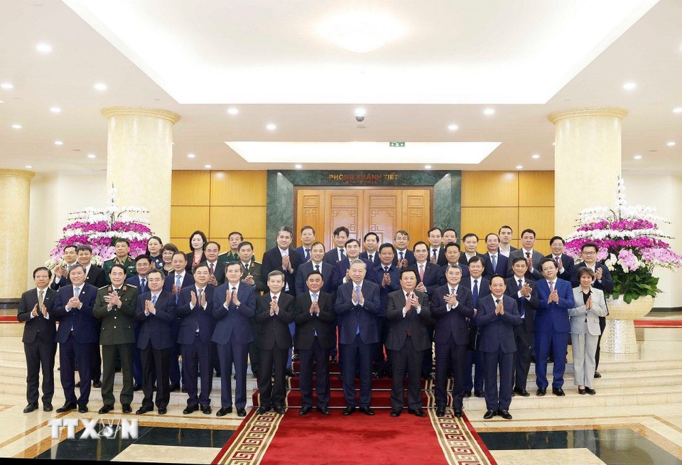 Tổng Bí thư Tô Lâm và các đại biểu. Ảnh: TTXVN