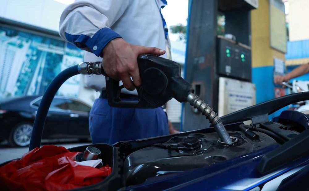 The Prime Minister requested not to let the situation of gasoline and oil retail stores stopping sales for no reason, causing shortages and local breakdowns in gasoline and oil supply. Photo: Hai Nguyen