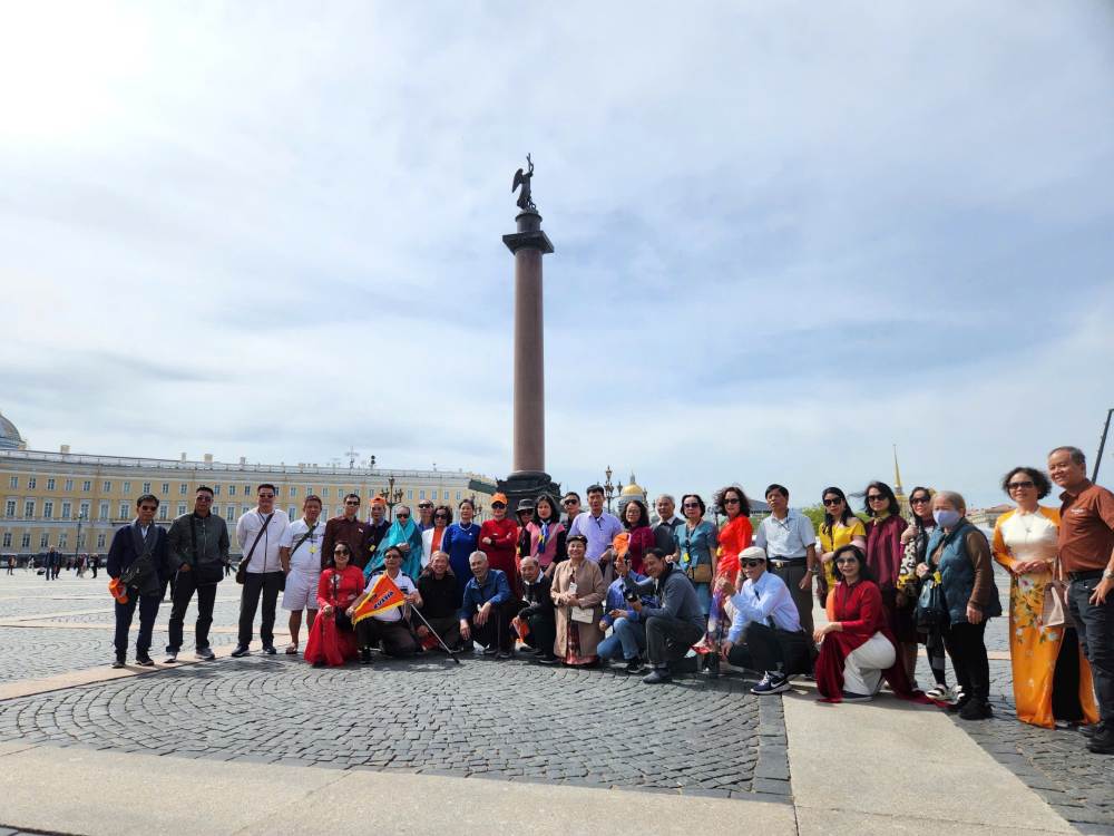 Du khách chụp ảnh lưu niệm khi du lịch Thổ Nhĩ Kỳ. Ảnh: Nhân vật cung cấp