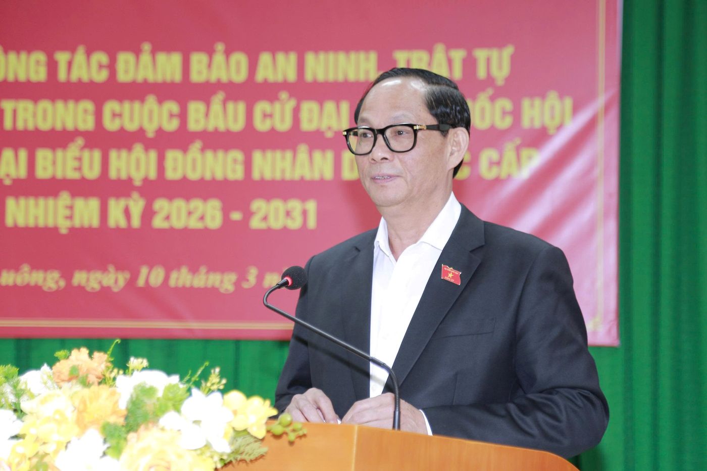 Phó Chủ tịch Quốc hội Trần Quang Phương phát biểu tại buổi làm việc. Ảnh: Lê Hợi