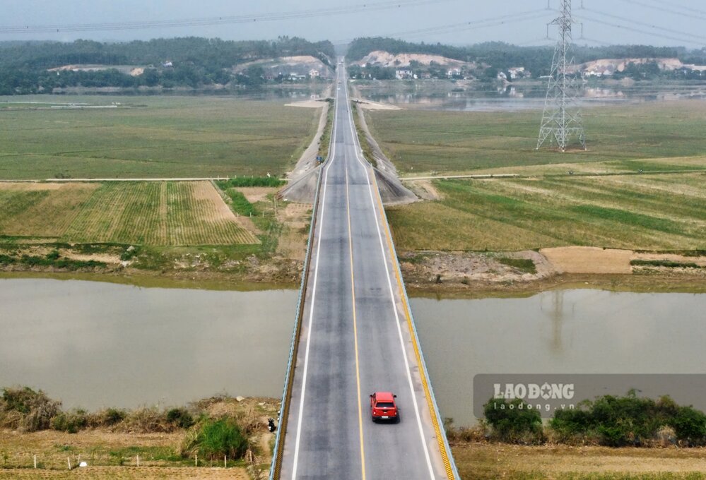 Đã có hơn 53km tuyến chính đường liên vùng được đưa vào sử dụng. Ảnh: Tô Công
