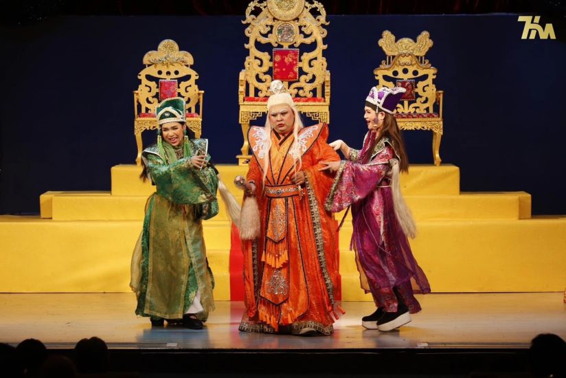 A play at Truong Hung Minh stage by Meritorious Artist Minh Nhi. Photo: Stage provided