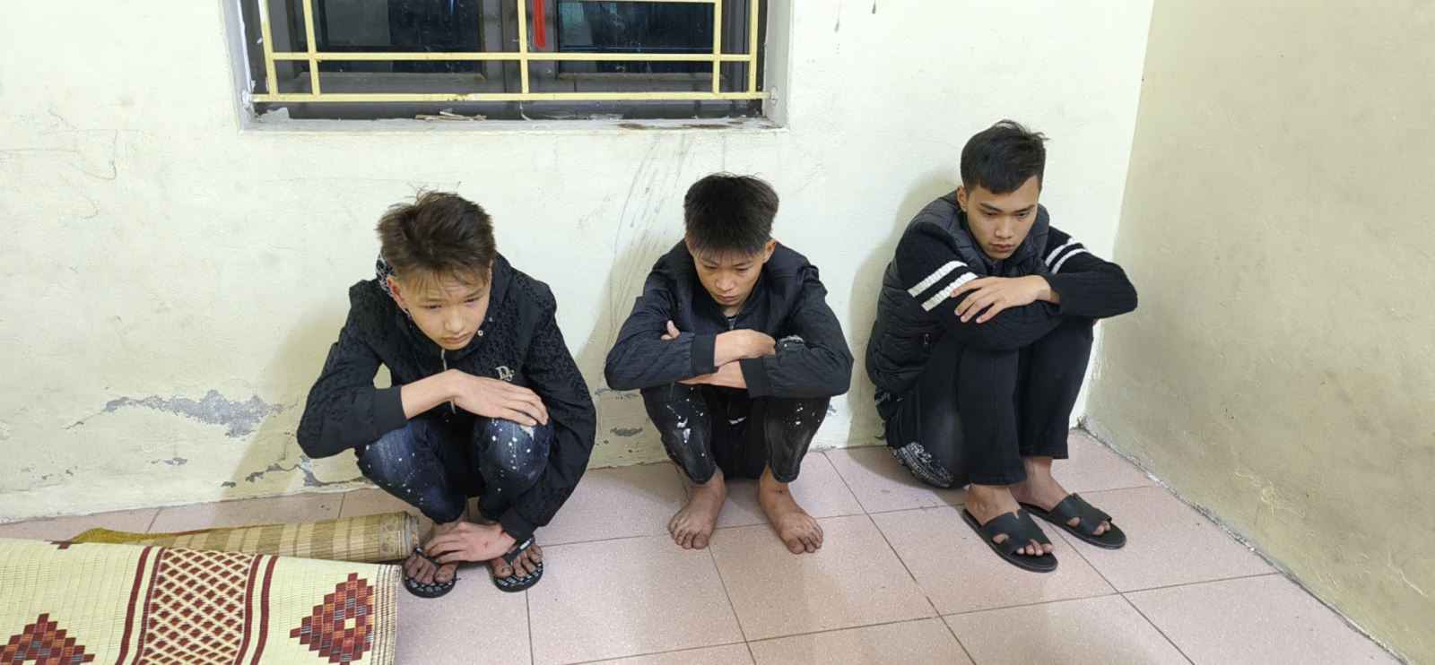 Cơ quan Cảnh sát điều tra Công an tỉnh Hưng Yên ra quyết định khởi tố vụ án “Chống người thi hành công vụ”.