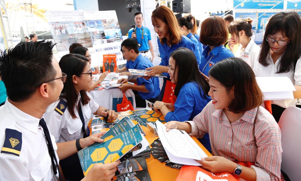 Hệ sinh thái hàng không tạo nguồn việc làm dồi dào, đa dạng.