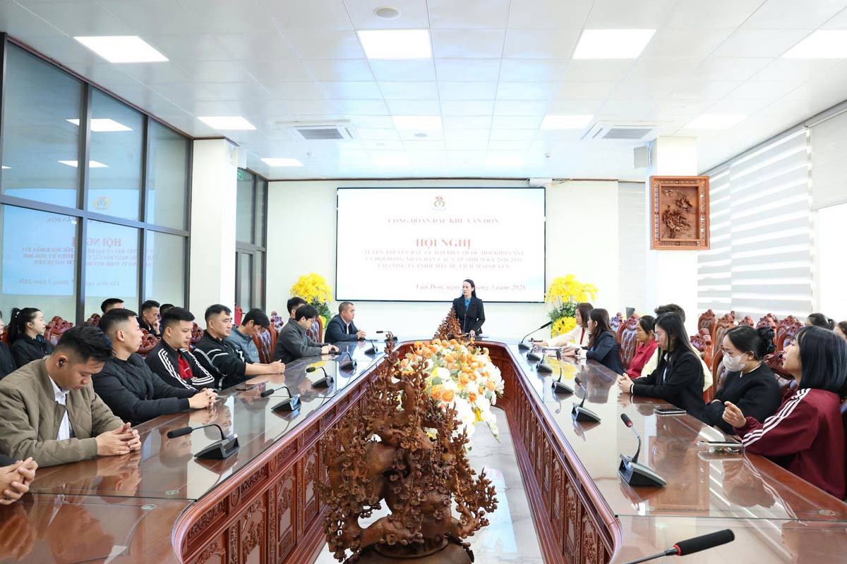 Quang cảnh hội nghị. Ảnh: Đoàn Hưng