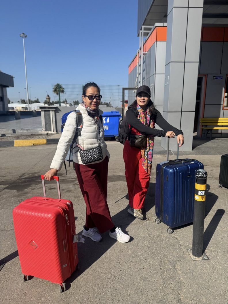 Đoàn của chị Bích Ngọc trở về đúng kế hoạch sau khi quyết định mua vé sang Thổ Nhĩ Kỳ nhanh chóng để nối chuyến sang Thái Lan về Việt Nam, trước khi giá vé tăng vọt vì hàng nghìn chuyến bay bị hoãn hủy. Ảnh: Bích Ngọc 