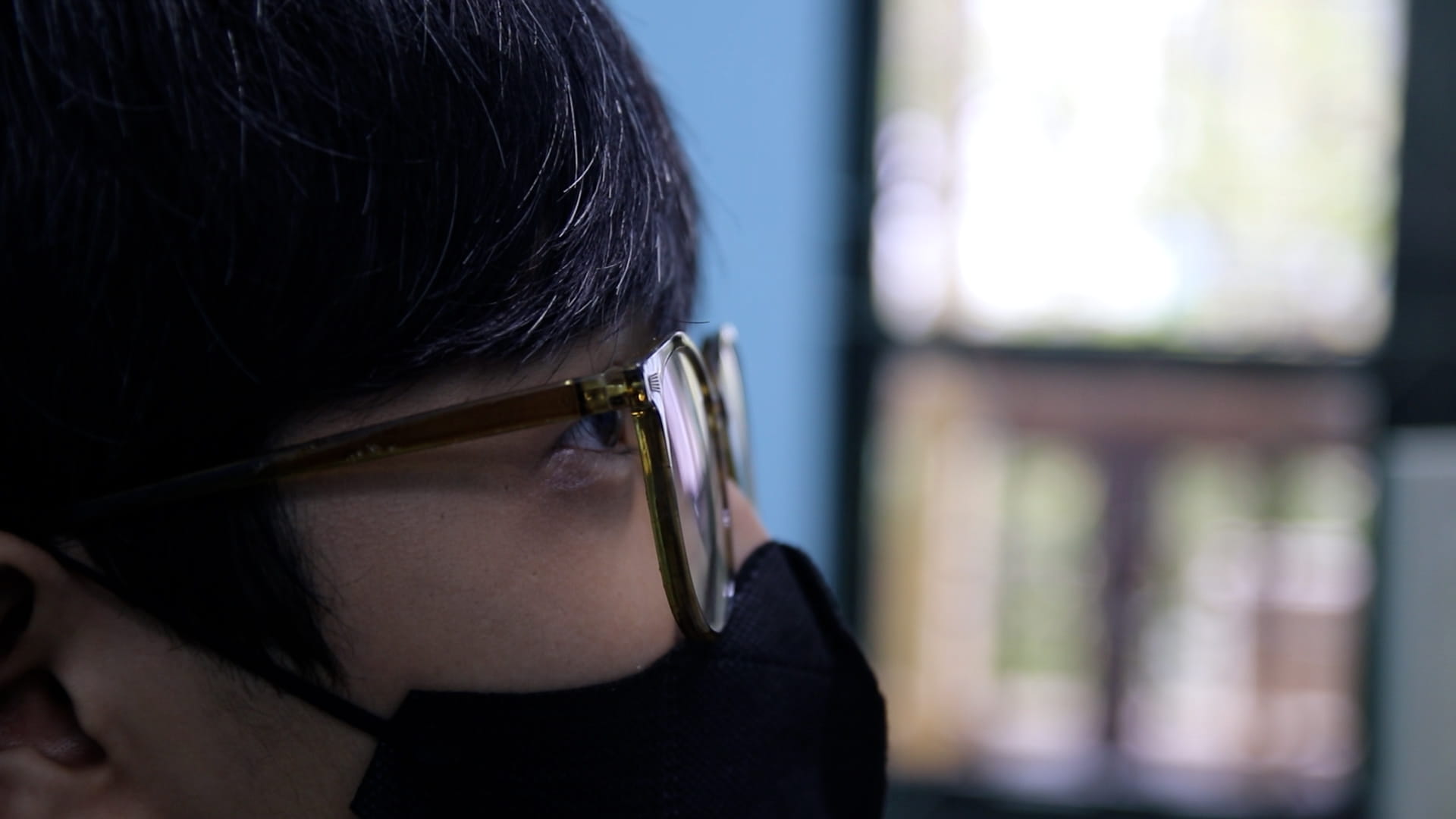 If there is a family conflict, don't let your child become the one who suffers. Photo: Huyen Trang