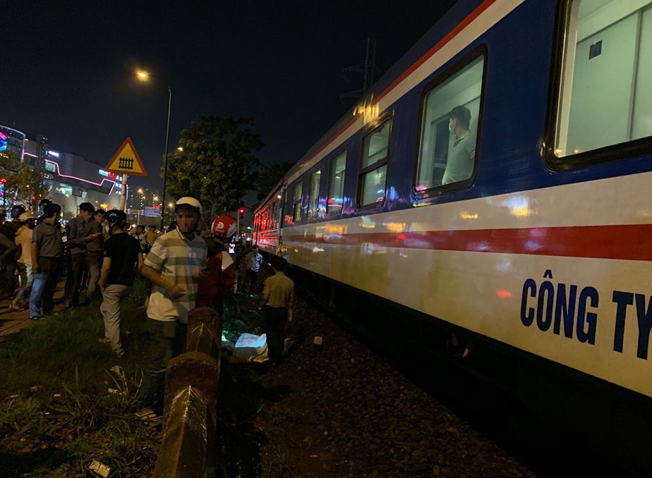 CSGT TPHCM đã xử lý hơn 550 trường hợp vi phạm tại các điểm giao cắt giữa đường bộ và đường sắt từ đầu năm 2026 đến nay. Ảnh: PC08