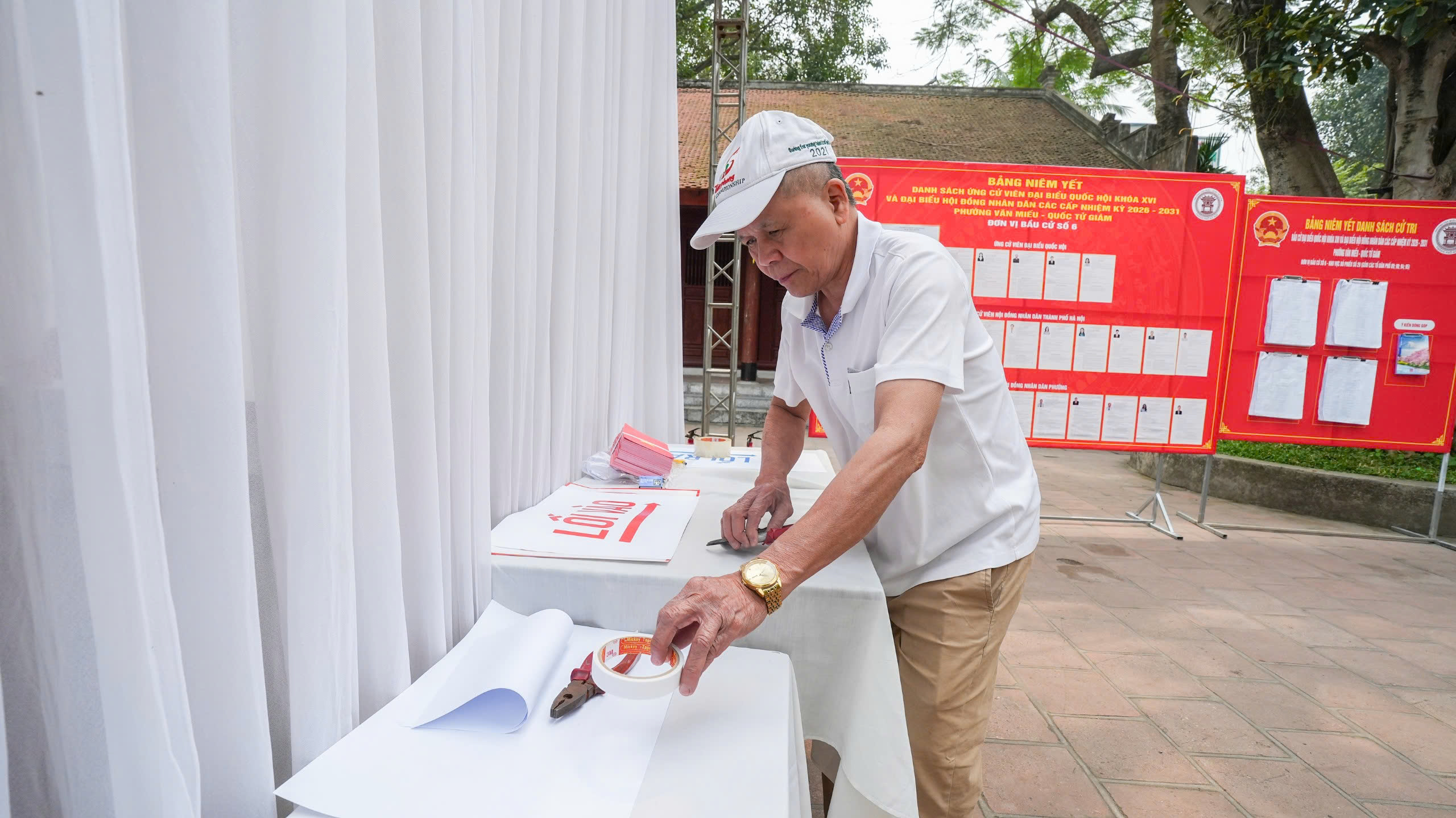 Ngày hội non sông. 