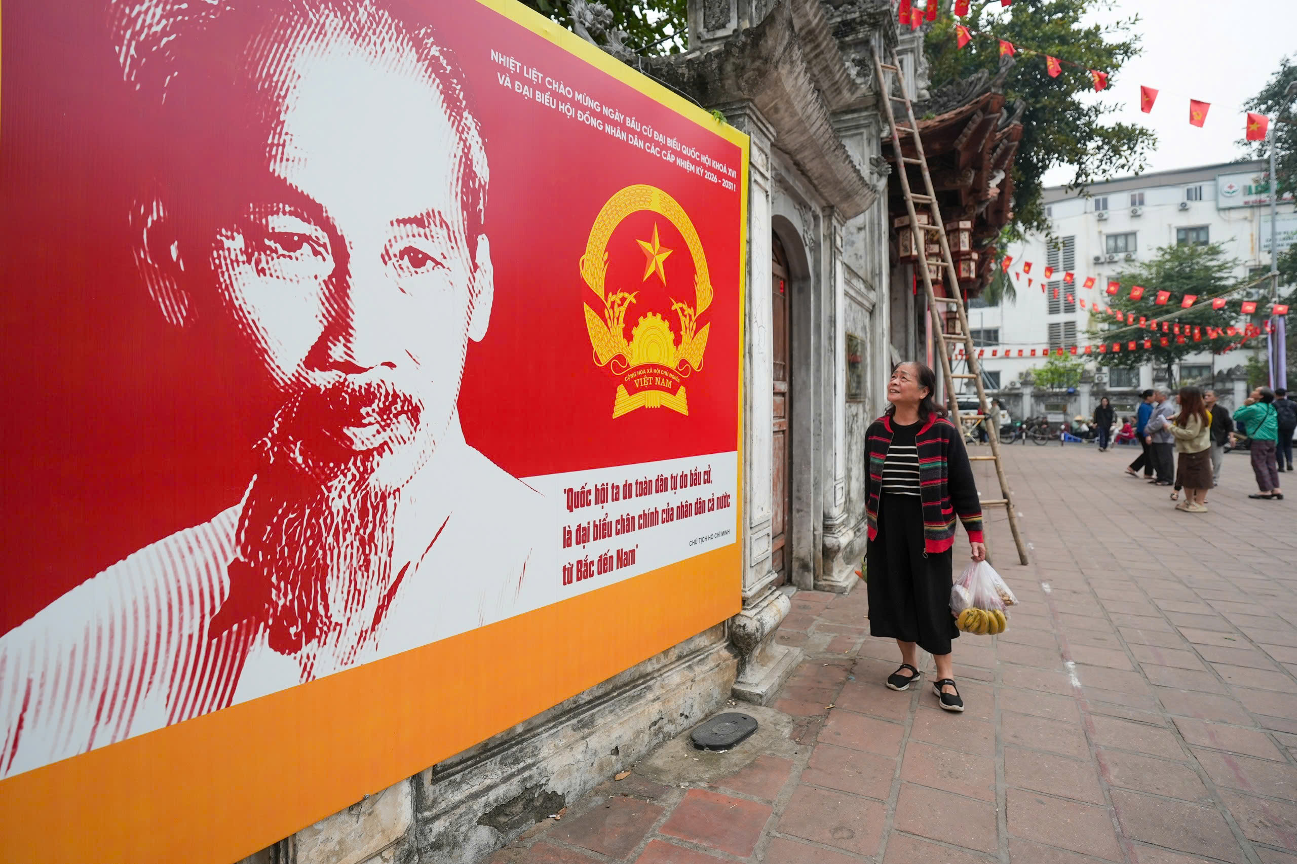 Ngày hội non sông. 