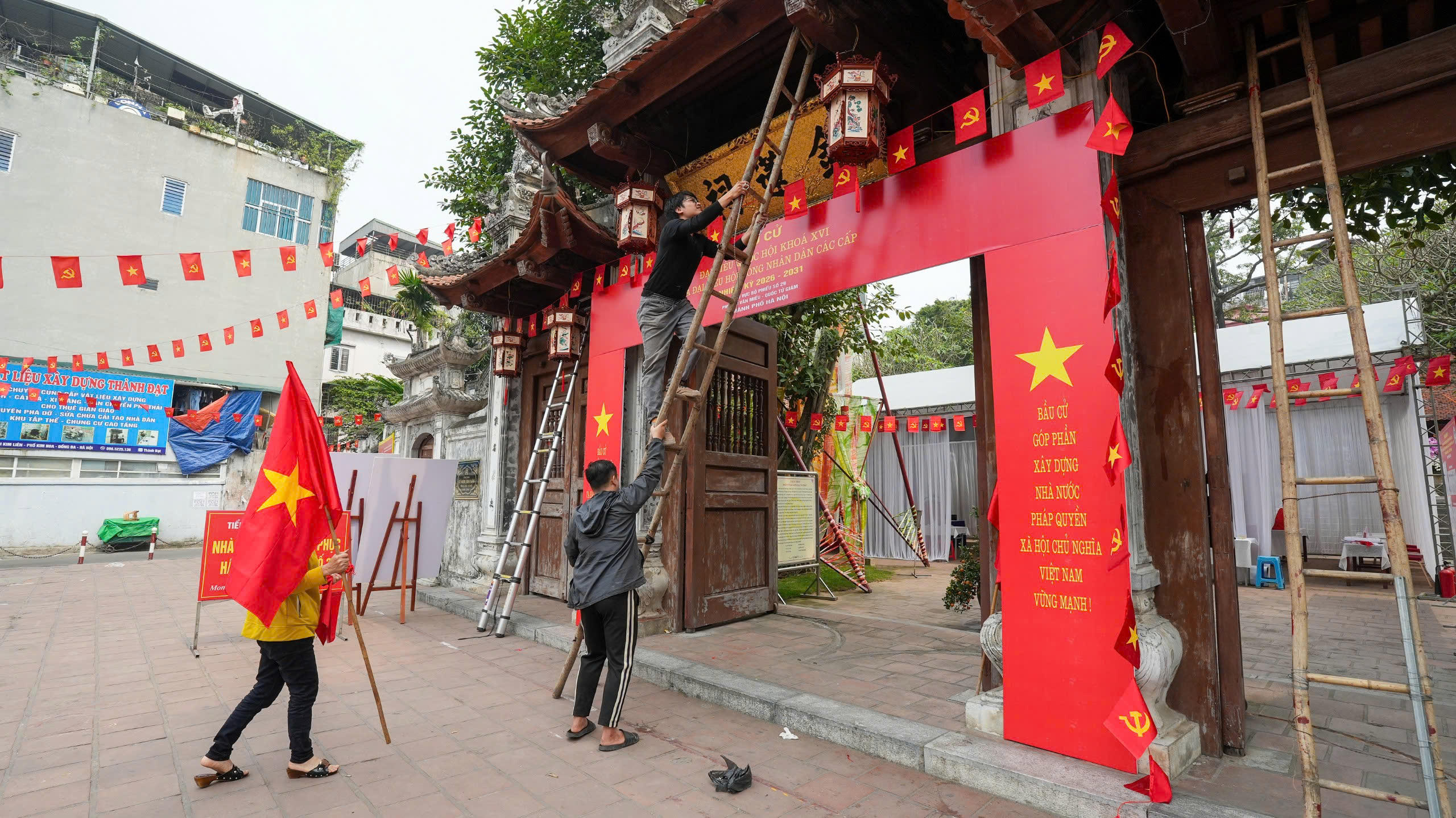 Ngày hội non sông. 