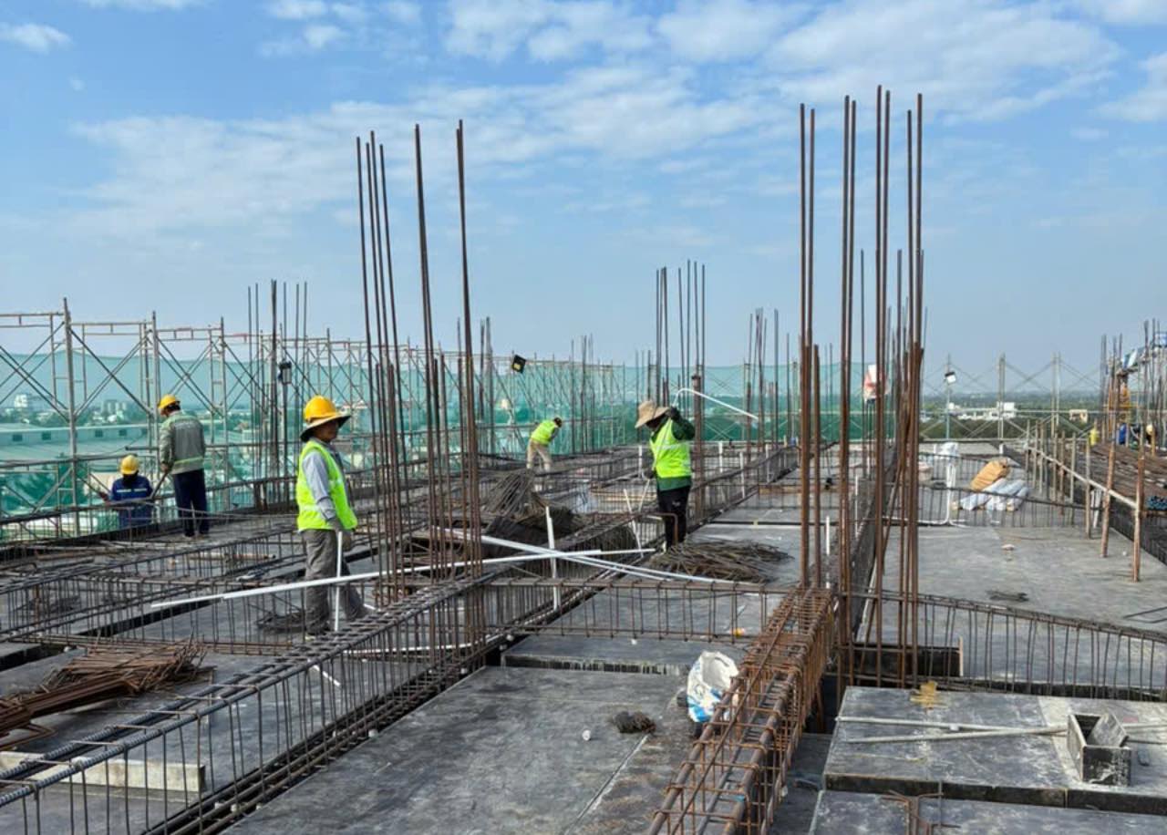 Construction site of the Trade Union social housing project in Dong Thap province. Photo: Thanh Nhan