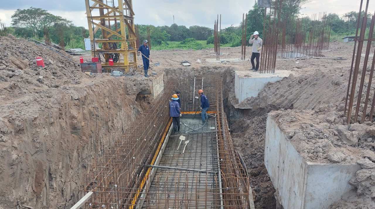 Công nhân thi công tại công trường dự án nhà ở xã hội Công đoàn ở phường Trung An (tỉnh Đồng Tháp). Ảnh: Thành Nhân