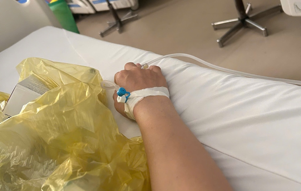 63 people suspected of food poisoning after eating cake. Photo: Nam Phuong