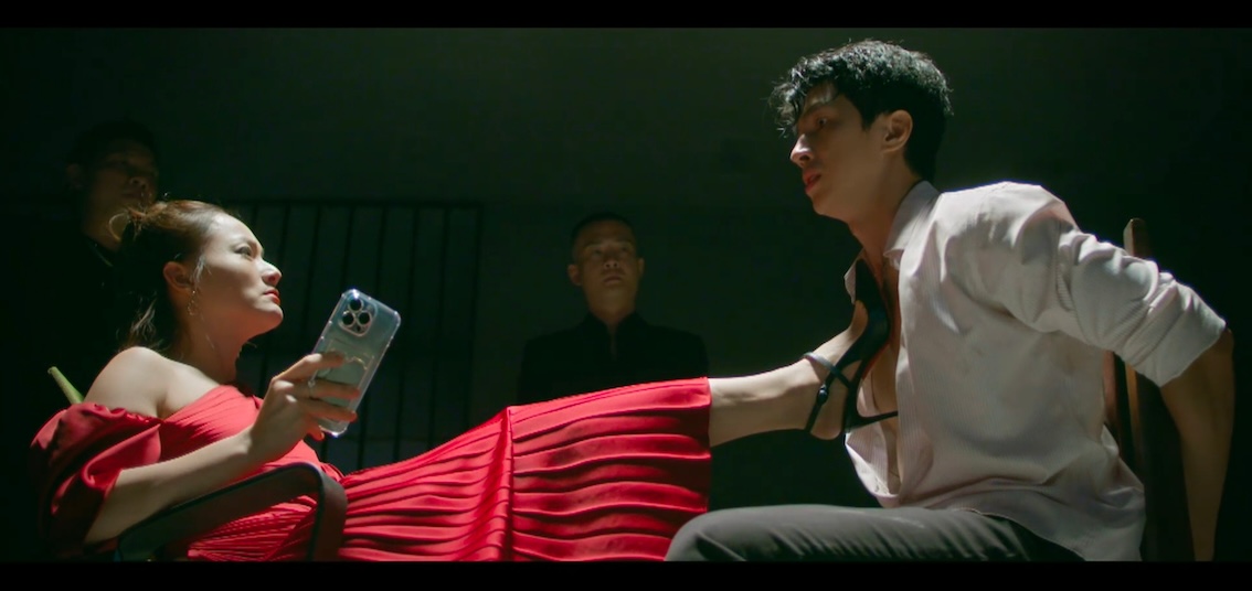 Chiến bị Thơ khống chế. Ảnh: VFC. 